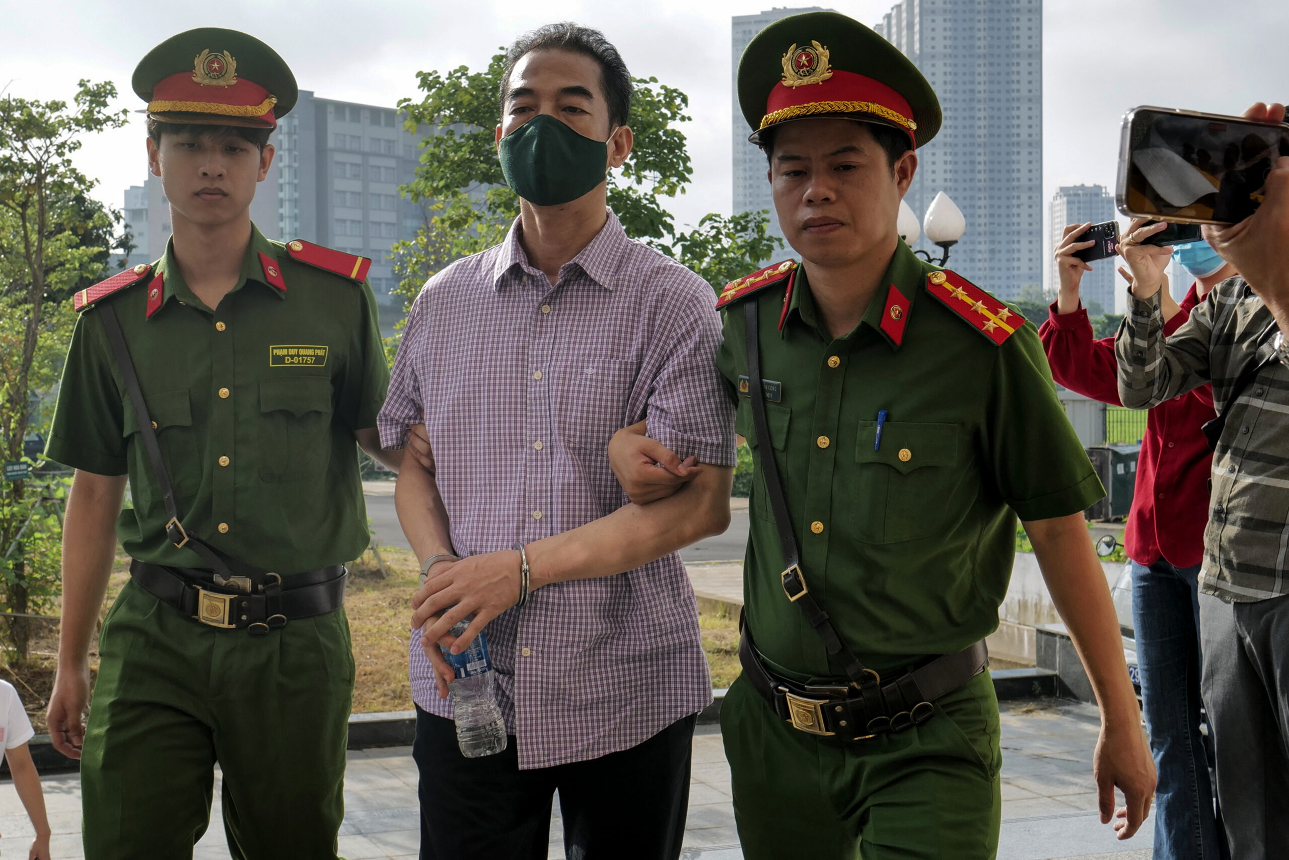 Vietnam’s rapid ‘rescue flight’ trial stokes anti-corruption fervour